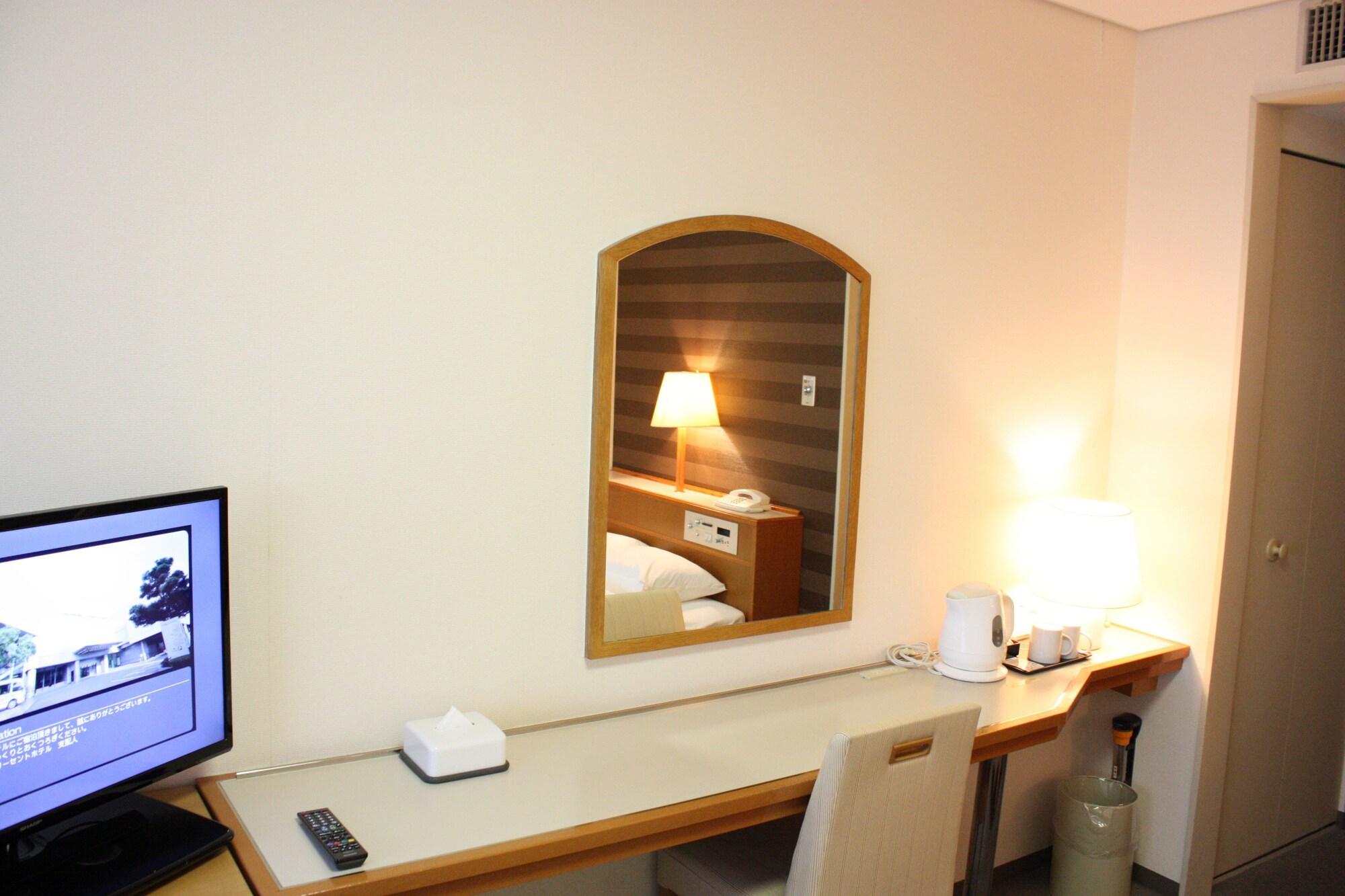 Fukuoka Recent Hotel Esterno foto