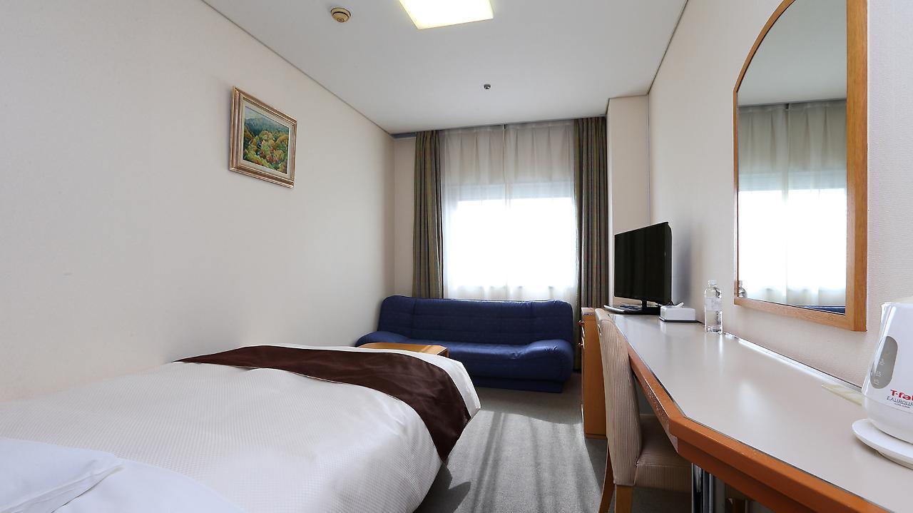 Fukuoka Recent Hotel Esterno foto